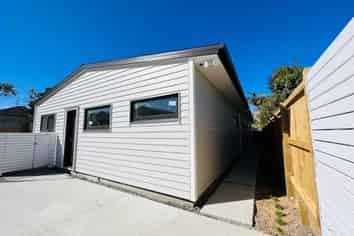 82E Eversleigh Road, Belmont