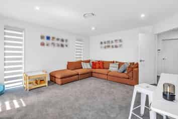 5 Sargeson Court, Rolleston