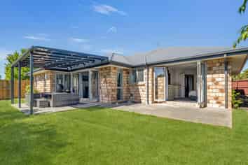 5 Sargeson Court, Rolleston