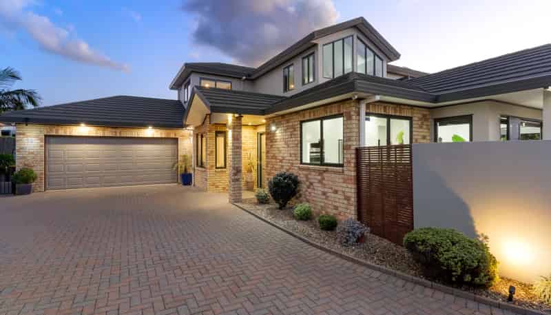 10 Advance Way, Albany