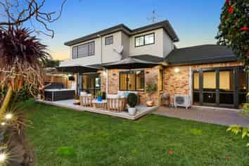 10 Advance Way, Albany