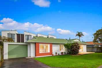 8E Rathgar Road, Henderson