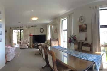 17 Pine Tree Road, Kaniere