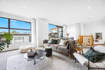 15A Ruawai Road, Mount Wellington