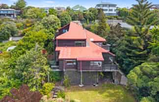6 Huntlywood Terrace, Hillsborough