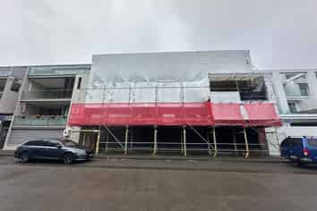 Prime Browns Bay Waterfront F&B