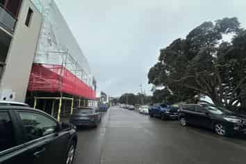 Prime Browns Bay Waterfront F&B