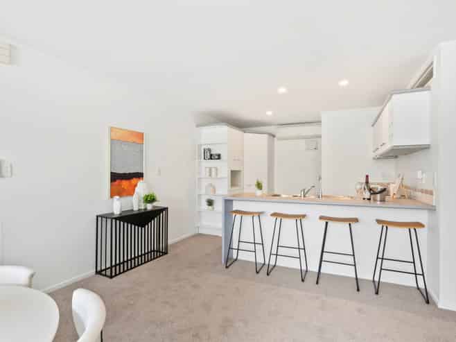 2/561 Blockhouse Bay Road, Blockhouse Bay