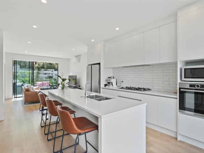 2D Cardinal Place, Glendowie