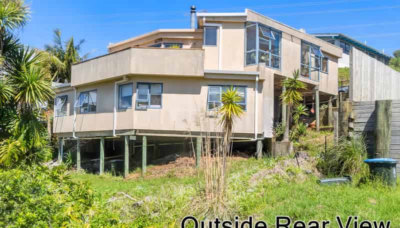 24a Hoskins Avenue, Hillsborough