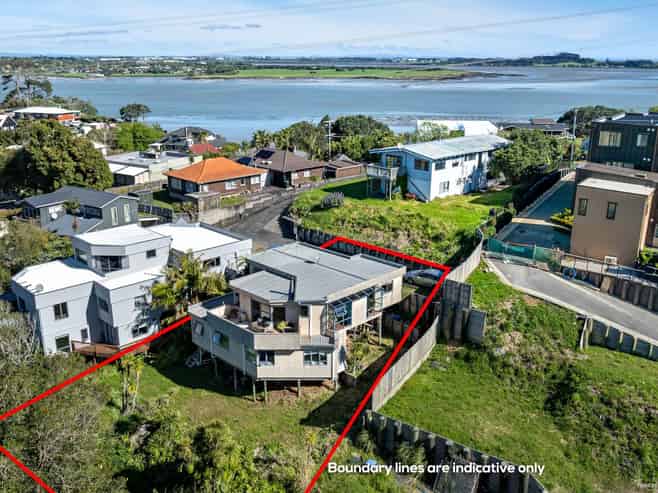 24a Hoskins Avenue, Hillsborough