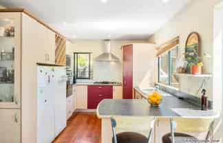 24a Hoskins Avenue, Hillsborough