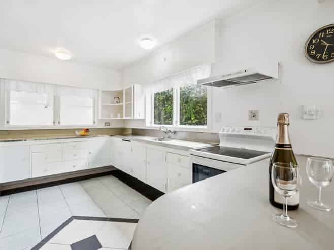 1230 New North Road, Mount Albert