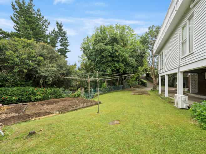 1230 New North Road, Mount Albert