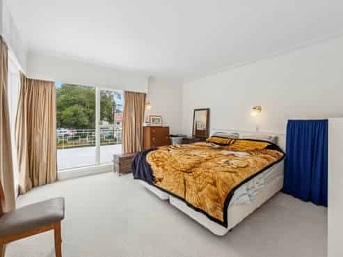 1230 New North Road, Mount Albert