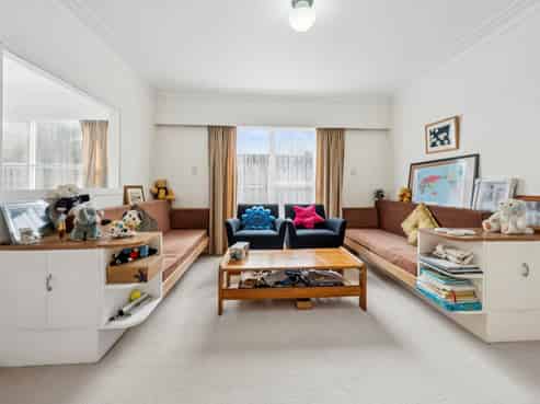 1230 New North Road, Mount Albert