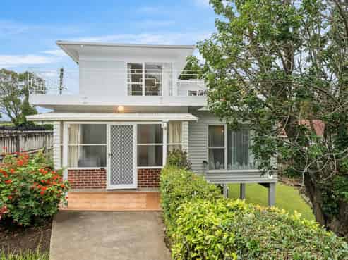 1230 New North Road, Mount Albert