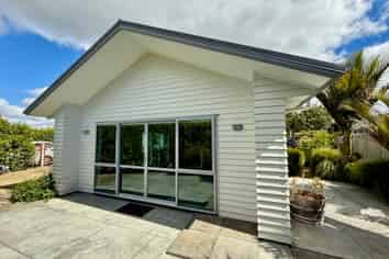 20A Manukau Rd, Raglan