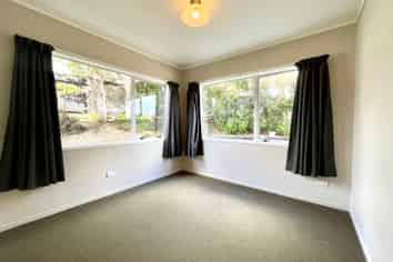 10a Lorenzen Bay Rd, Raglan