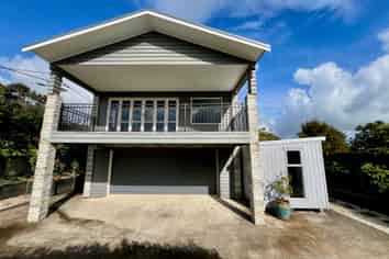 10a Lorenzen Bay Rd, Raglan