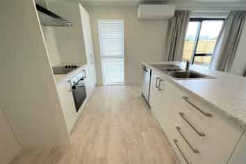 19 Salkeld Pl, Woodend