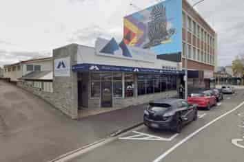 Large City Commercial Premises For Lease