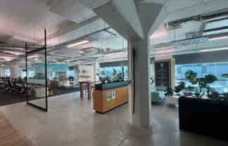 Large Contemporary Floorplate - Fitted Out Space