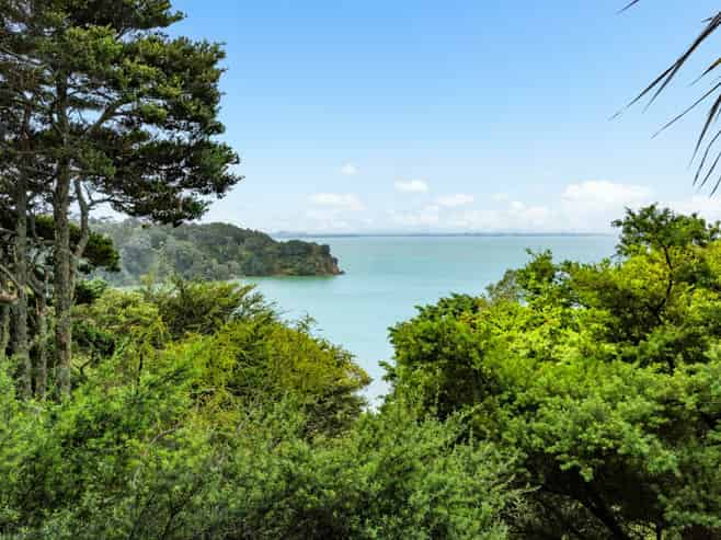 45 Laingholm Drive, Laingholm