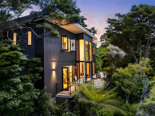 45 Laingholm Drive, Laingholm