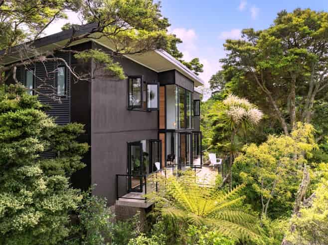 45 Laingholm Drive, Laingholm