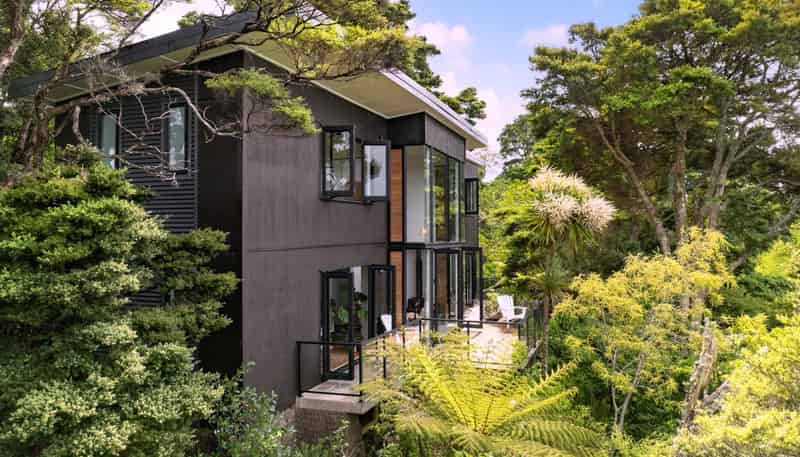 45 Laingholm Drive, Laingholm