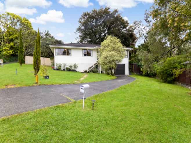 17 Gerontius Glade, Torbay