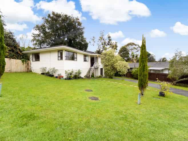 17 Gerontius Glade, Torbay