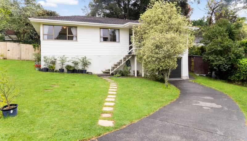 17 Gerontius Glade, Torbay