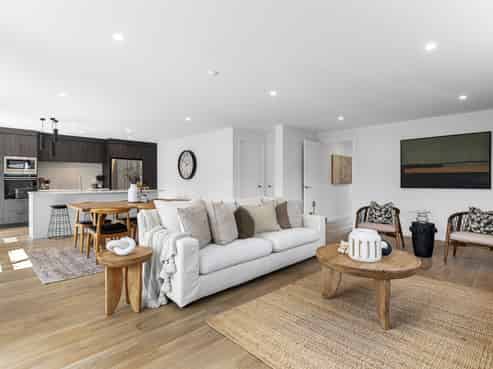 90A Grace Road, Avenues