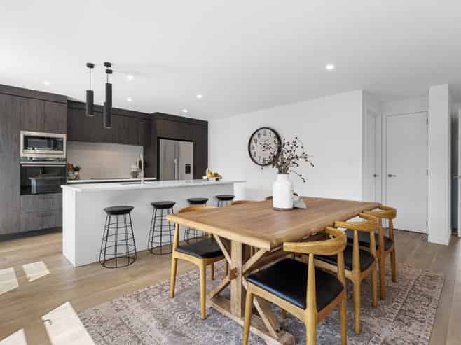 90A Grace Road, Avenues