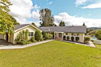 1153 Dairy Flat Highway, Dairy Flat