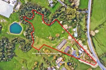 1153 Dairy Flat Highway, Dairy Flat