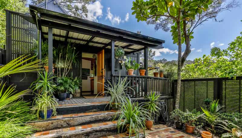 28 Wood Bay Road, Titirangi