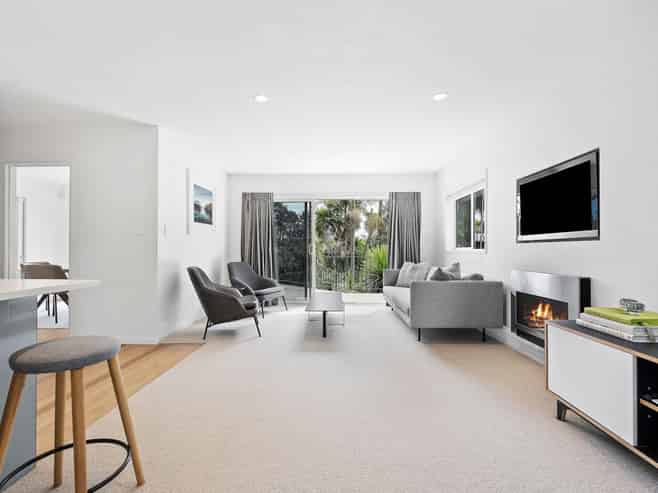 13 Emerald Way, Albany