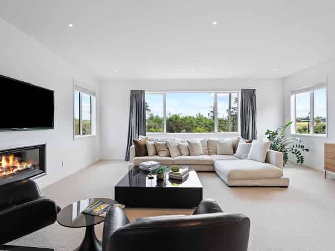 13 Emerald Way, Albany