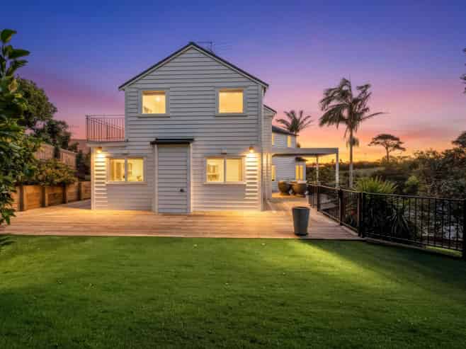 13 Emerald Way, Albany