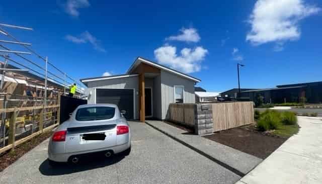 2 Chrysler Street, Papamoa