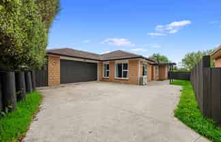 41 Merlot Drive, Pyes Pa