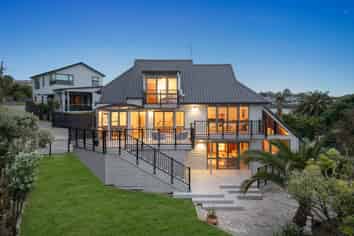 1A Beulah Avenue, Rothesay Bay