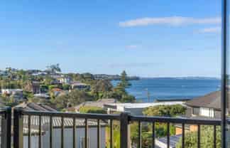 1A Beulah Avenue, Rothesay Bay