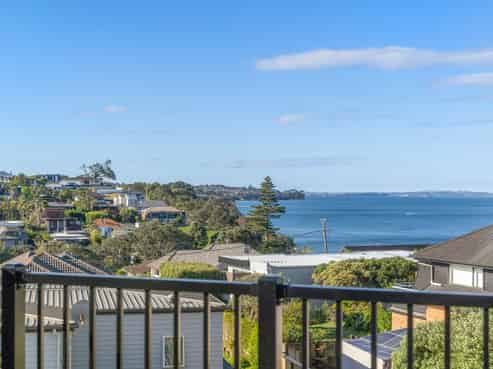 1A Beulah Avenue, Rothesay Bay