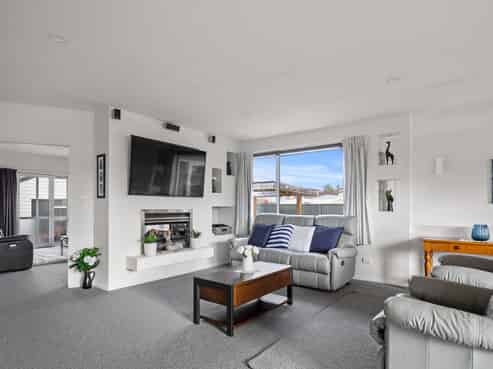 98 Ventry Street, Alexandra