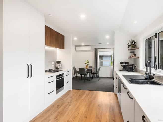 114 Sunnyside Road, Sunnyvale