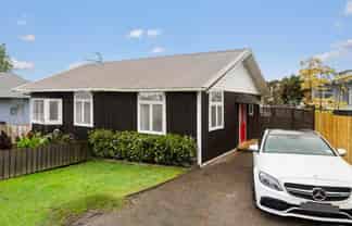 114 Sunnyside Road, Sunnyvale